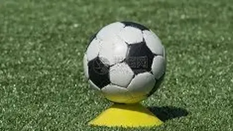 德国队以6比1大胜北爱尔兰，锁定小组第一晋级欧洲杯决赛圈